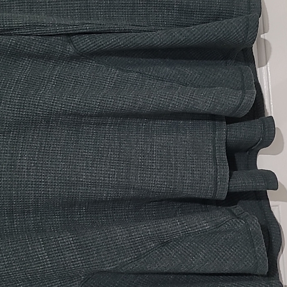 Splendid Green Round Neck Waffle Knit Flowy Hem Long Sleeve Thermal Top - Picture 5 of 7